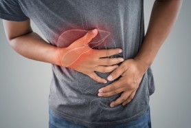 Băutura roșie miraculoasă care curăță ficatul de toxine
